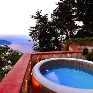 amalfi-heaven.hotels-amalfi.com/