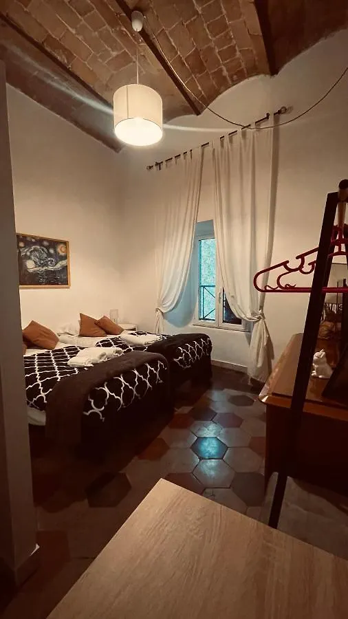 La Maison B8 Rome 0*,  Italy
